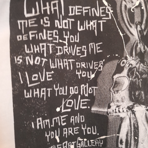 NWOT DOM REBEL HANG T-Shirt Swarovski Crystal MENS Size Large - Picture 2 of 3